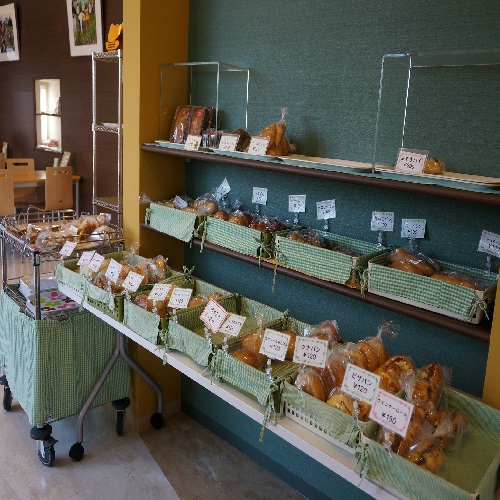 グリーンカフェ花麒麟店内 グリーンカフェ花麒麟(障害者授産施設)4