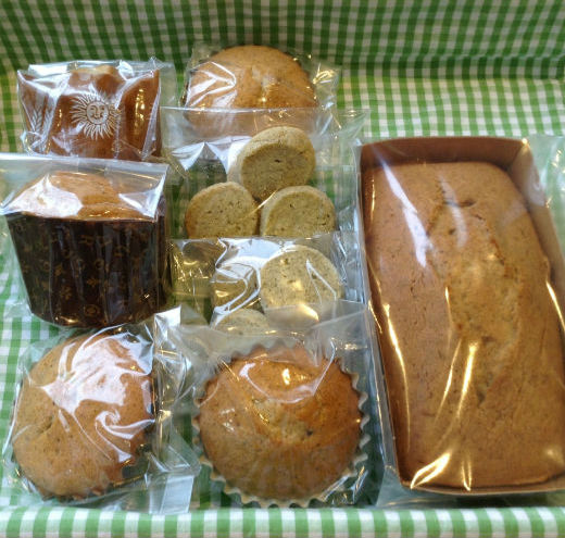 1000円セット(パウンドケーキ1本・マフィン2・マドレーヌ3・クッキー2袋) グリーンカフェ花麒麟(障害者授産施設)2